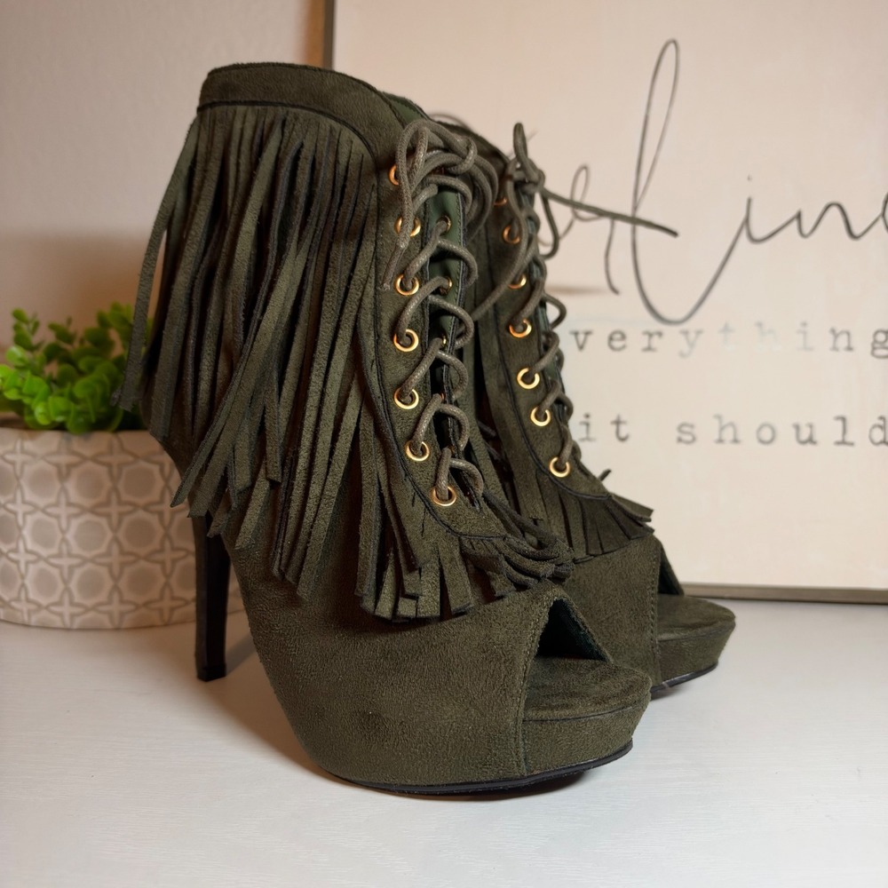 Ashley Stewart Francesca Women's 8M Olive Green Fringe Lace-Up Peep Toe Heels